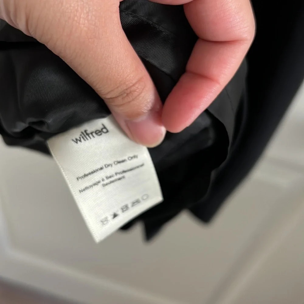 Aritzia Wilfred Dress - Black (XS)